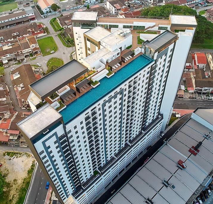 Apartment The Horizon @ - Cozy With Balcony Patio *
