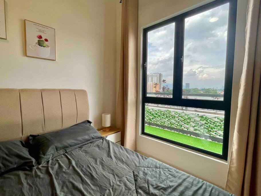 The Horizon @ - Cozy With Balcony Patio Apartment *