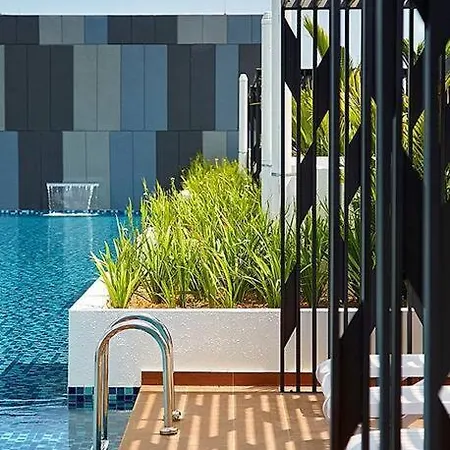 The Horizon @ Ipoh - Cozy Condo With Balcony Patio Exterior photo